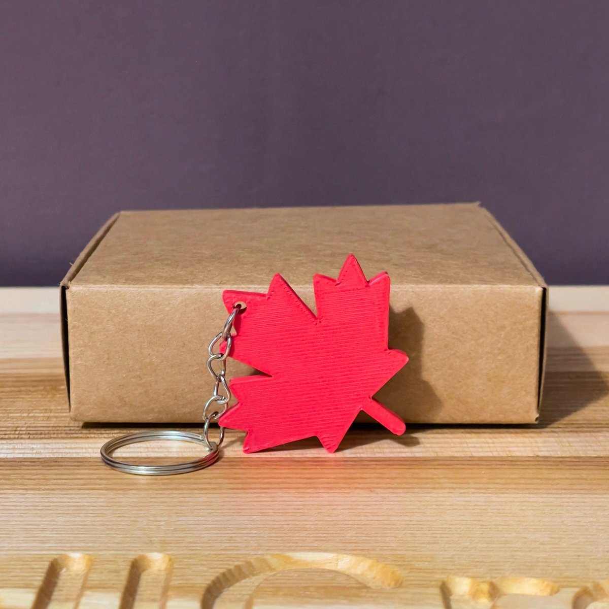 Canada Maple Leaf Keychain, 3D Printed, Customizable Colors, Animal Keychain, Eco-Friendly Material - Image 1