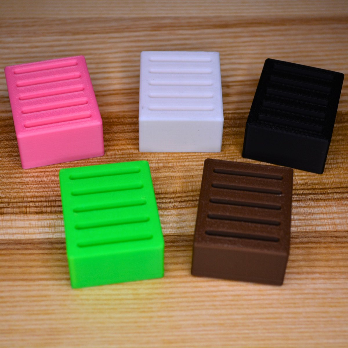 Customizable SD Card Organizer with 5 Slots - Choose Your Color - Image 2