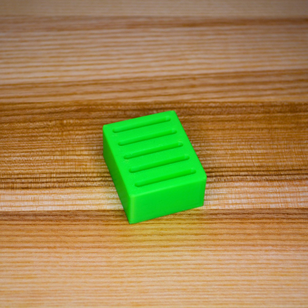 Customizable SD Card Organizer with 5 Slots - Choose Your Color - Image 4