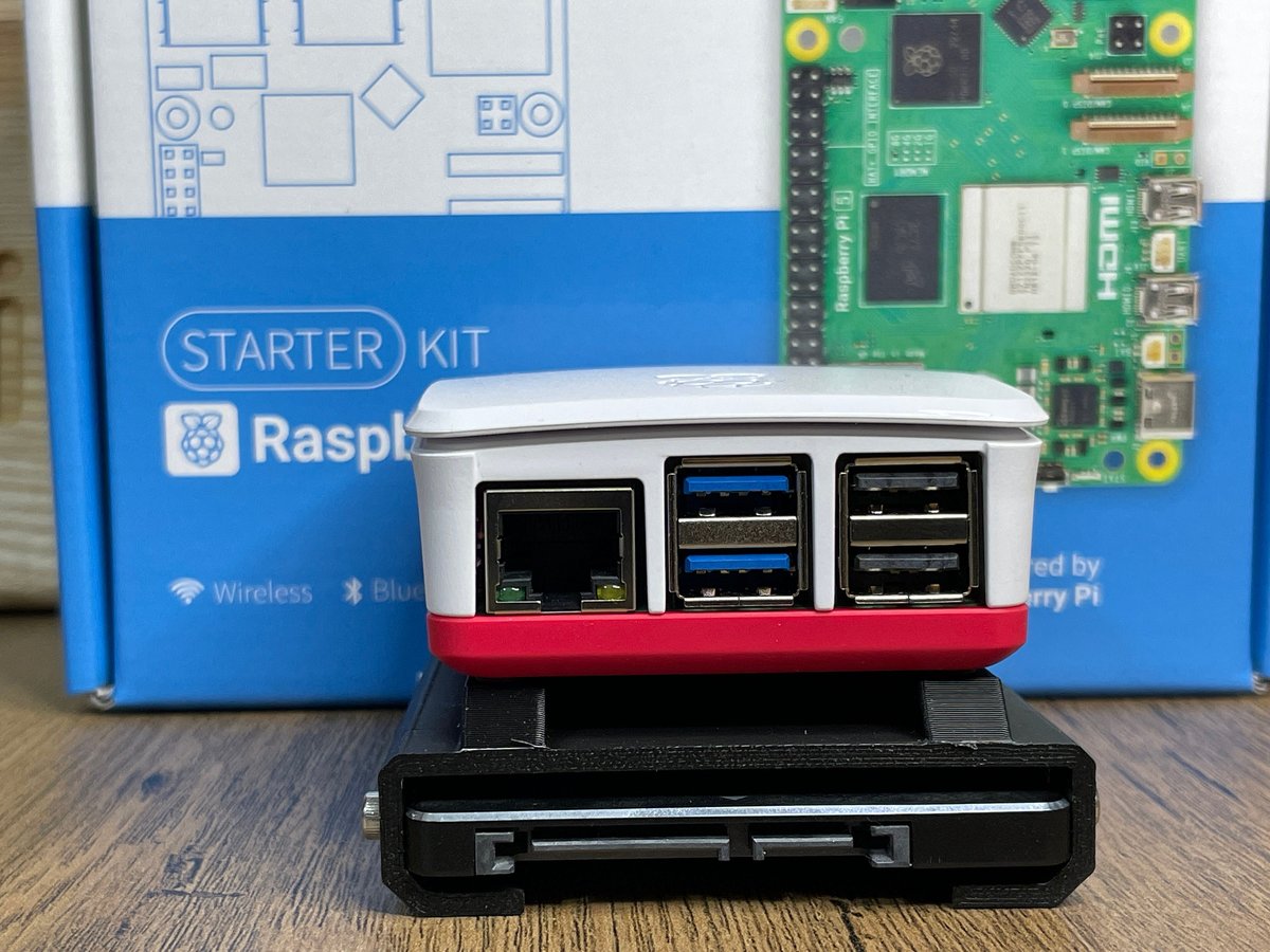 Raspberry Pi 5 and 4 - Official Case - SSD Adapter - Image 2